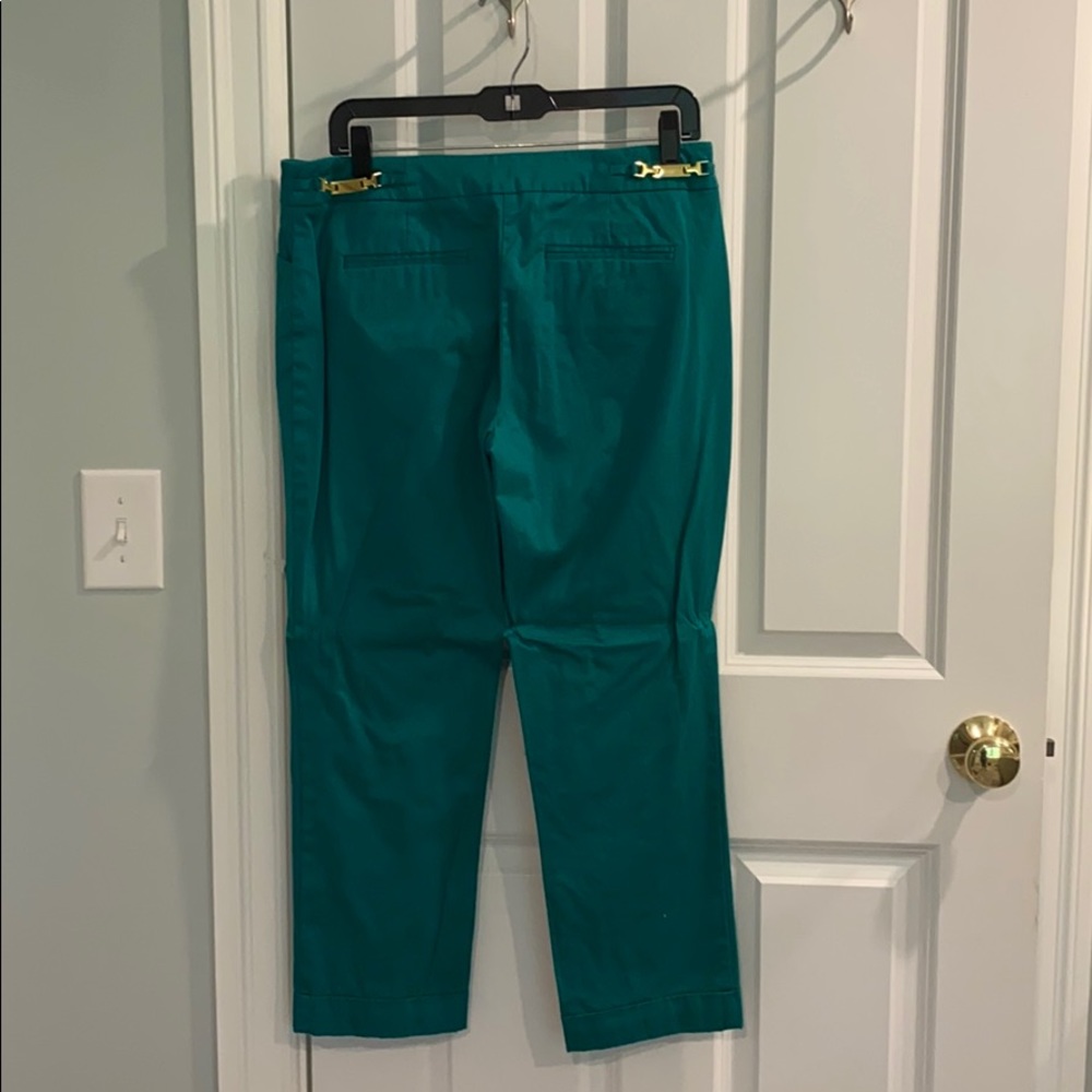 Green pants - Picture 3 of 4